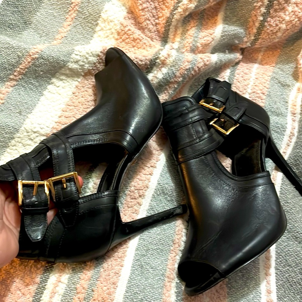 Michael Kors size 9 black heels 👠 🖤
